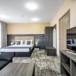 Plaza - Free Parking 3* Plovdiv