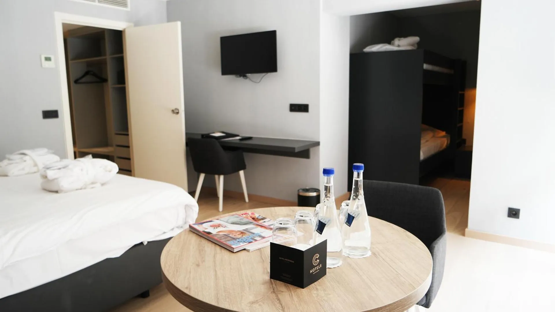 C-Hotels Andromeda Остенде Отель